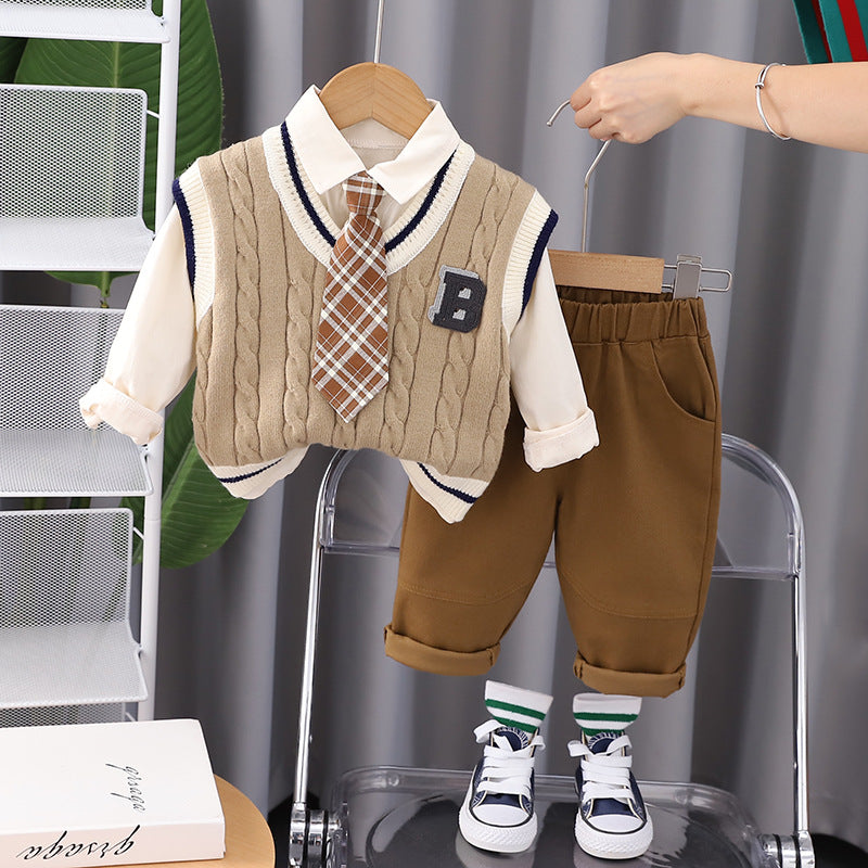 A Boys College style knitted vest with bow tie three-piece set, factory wholesale autumn set, foreign style fashionable model