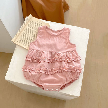 Ropa de bebé niña de verano 2024 nueva sin mangas con escote en forma de corazón, linda ropa de gateo de algodón puro con borde de oreja, ropa de bebé con parte inferior envuelta 