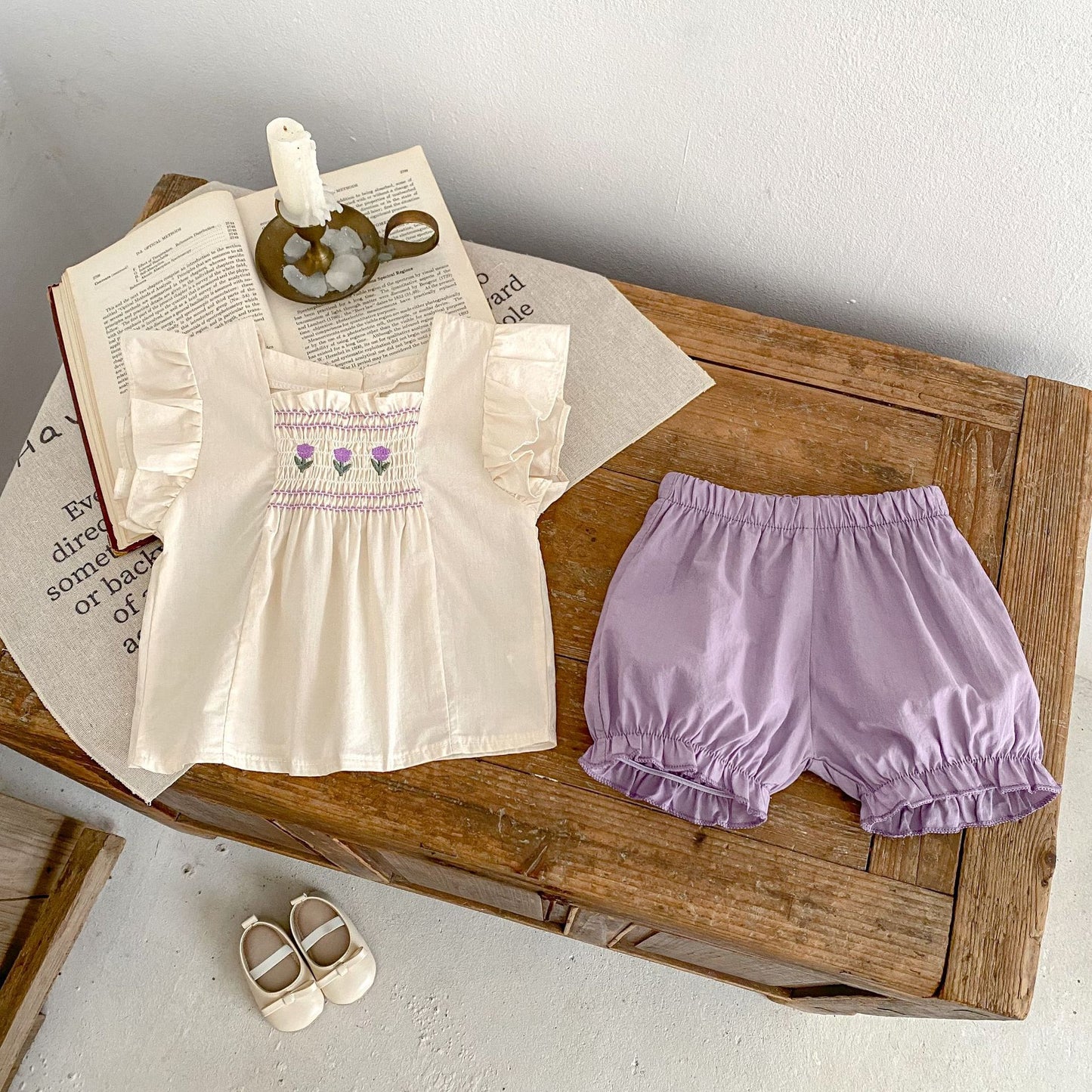 A 2024 Summer New Infant and Toddler Girl Flying Sleeves Embroidered Top+Butt Shorts 2-piece Set