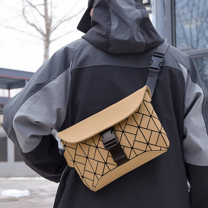 A diamond messenger bag design sense fashion trend Ruiying, small bag men's bag small square bag Korean version of the new shoulder bag tide