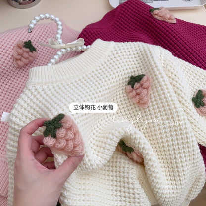 Korean children's clothing winter girls fashionable three-dimensional round neck knitted children's sweater little girl versatile top tidal 0.26kg