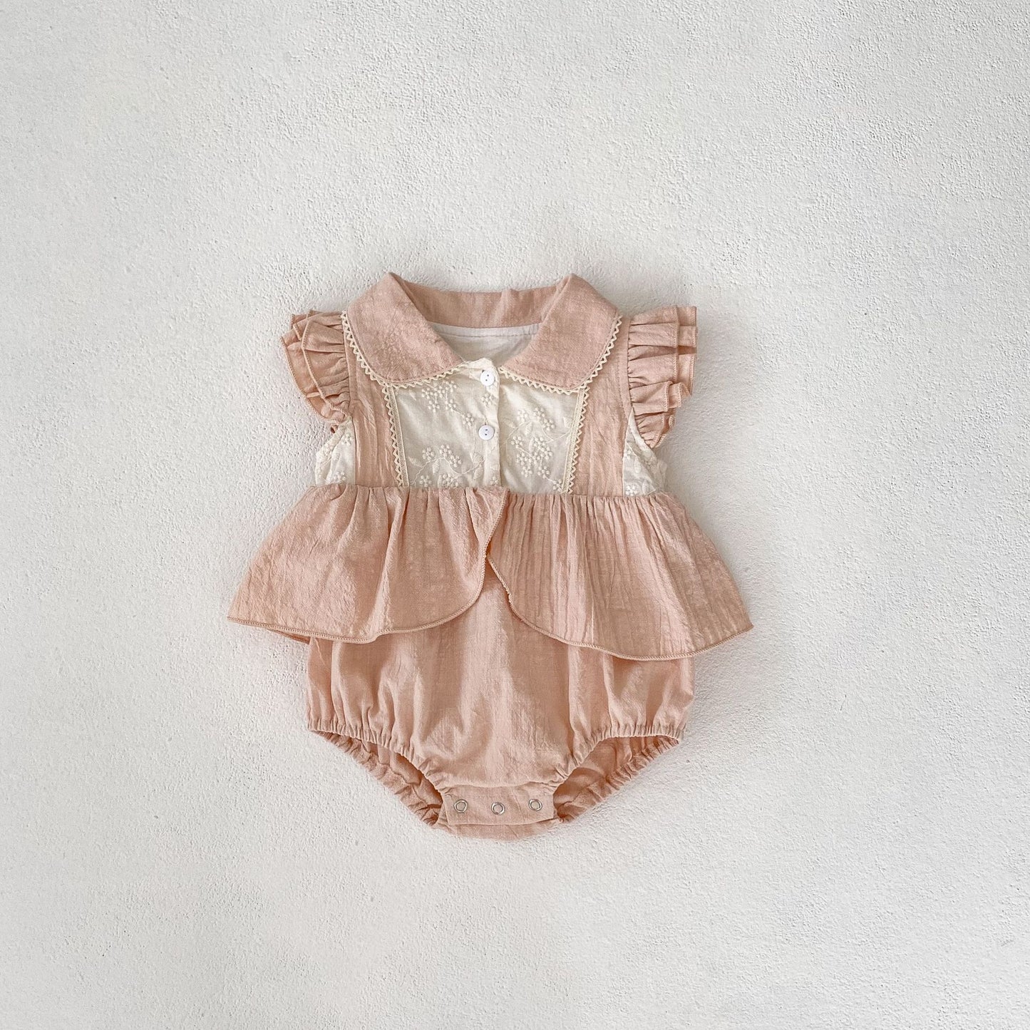 A Korean version of baby clothes, new summer style with doll neckline and small skirt hem, sweet and cute baby girl climbing clothes, children's clothing