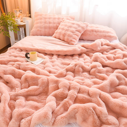 A winter light luxury rabbit plush blanket thickened double-sided plush bedroom blanket premium rabbit plush bedding nap blanket