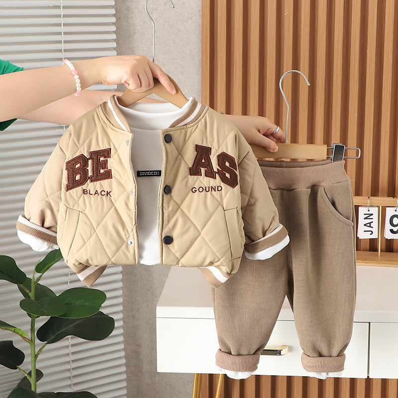 A Children's autumn and winter Korean version of the new sports jacket medium and large children's letter baseball jersey boys' stand-up collar jacket wholesale