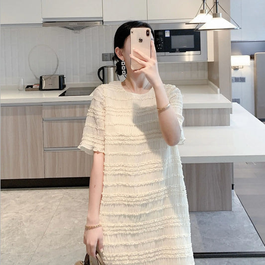 A pregnant women's summer new Korean version of fashion French simple gentle lace pleated medium and long thin dress women's dress