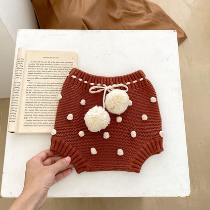 A Autumn baby children's bloomers 0-3 years old baby girl small ball crochet knitted shorts wool pants