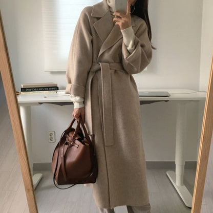 A Korean woolen coat women's autumn and winter new small medium and long French wool woolen coat