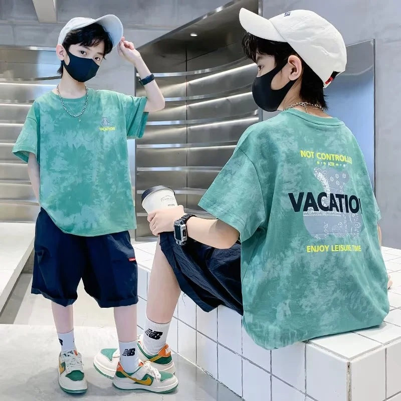 Camiseta de manga corta para niño, novedad de verano de 2024, jersey informal con teñido anudado, tendencia de camiseta de media manga suelta para niños medianos y grandes 