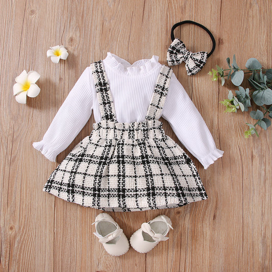 Conjunto de camisa a cuadros blanca bonita para niña, vestido colgante con camisa blanca con forma de corazón, conjunto de tres piezas, venta al por mayor, 0,26 kg 