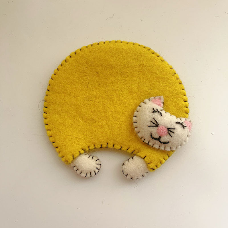 A Creative Cartoon Animal Handmade Wool Felt Teacup Mat Cute Cat Anti-scalding Mat Water Cup Mat Dining Table Decorative Mat