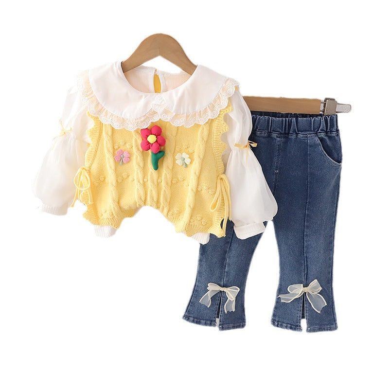 A girls autumn suit trendy new 1-4 year old baby spring and autumn lace lucky flower sweater fairy three-piece set