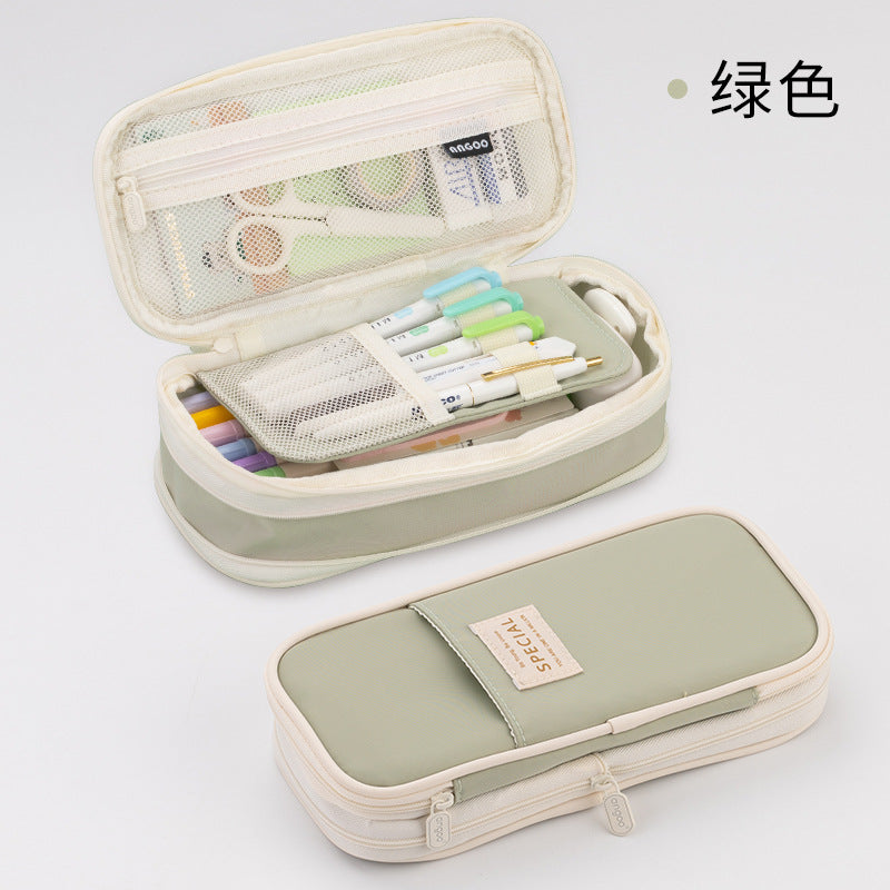 Un estuche para lápices de estilo japonés y coreano en colores macarrones a juego se puede transformar en un estuche para lápices de papelería mejorado de gran capacidad. 