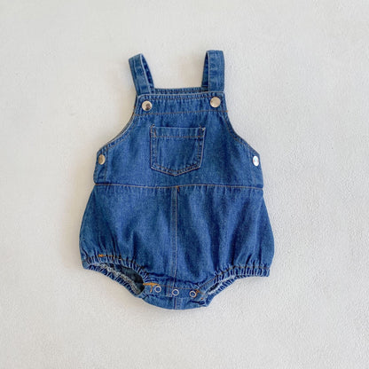 In spring and summer, infants, boys and girls, jeans, suspenders, clothes, fart clothes, 0-2-year-old cotton jumpsuit, climbing clothes, 0.13kg