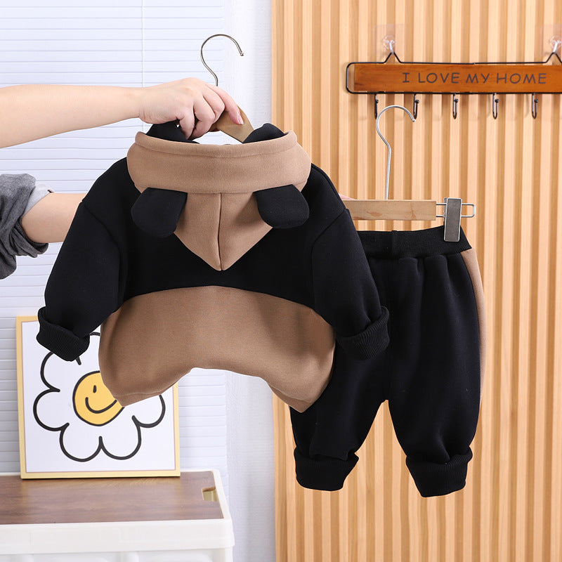 A Winter fleece thickened casual hooded cartoon sweater color matching trousers two-piece set one-year-old boy baby autumn and winter clothing