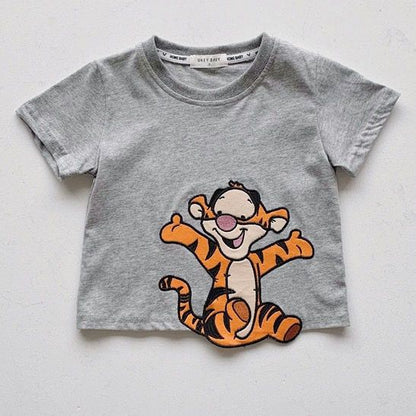 Una nueva camiseta de manga corta con bordado de dibujos animados para niños y niñas de algodón suave de verano de 2024, camiseta para niños pequeños, camiseta base 