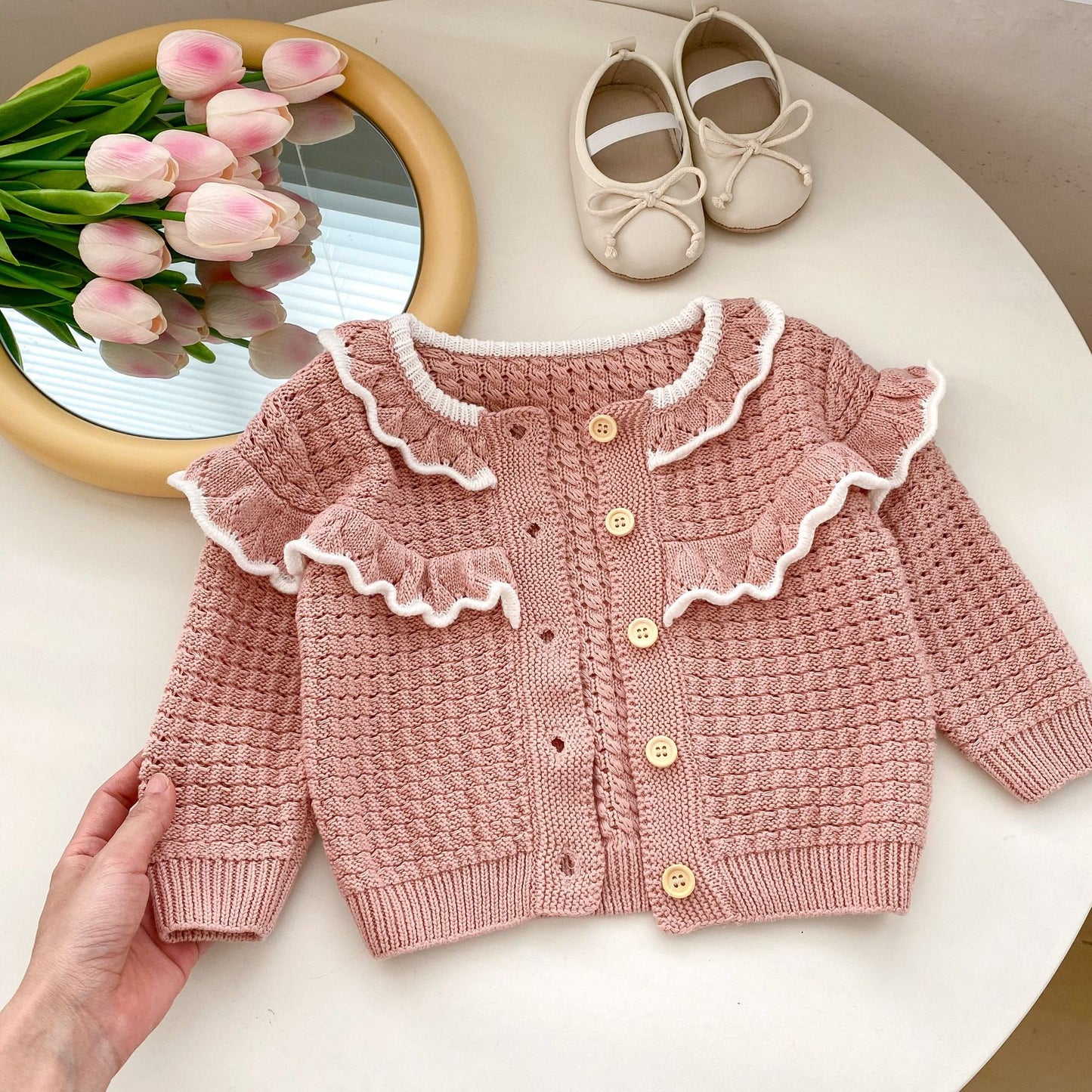 A autumn Internet celebrity infants, children and girls, baby lotus leaf edge knitted jacket + strap Romper climbing clothes 2-piece set