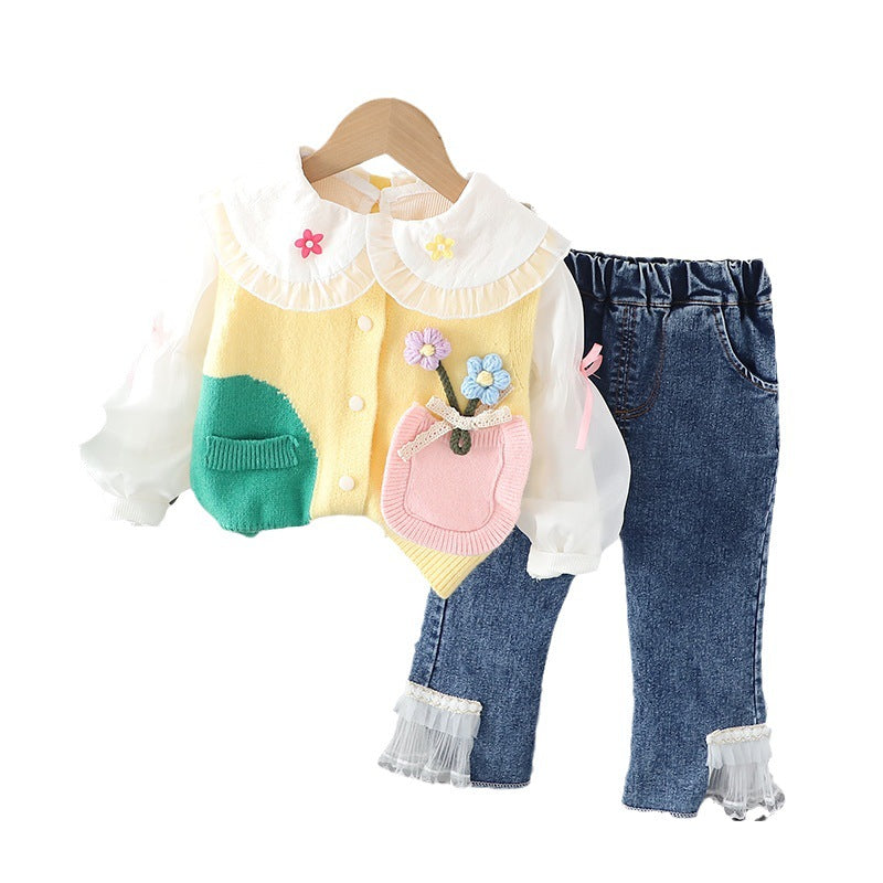 A girl autumn cute suit new spring and autumn clothes Korean version baby girl pocket flower vest three-piece set tide