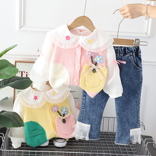 A girl autumn cute suit new spring and autumn clothes Korean version baby girl pocket flower vest three-piece set tide