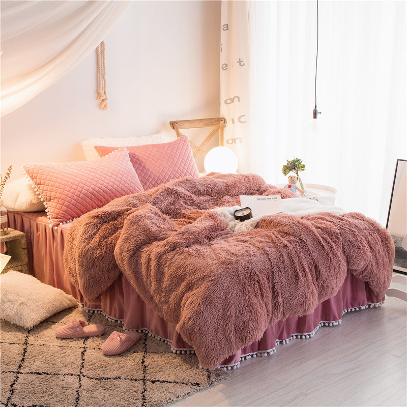 A Autumn and winter thickened warm mink velvet bed skirt four-piece crystal velvet princess wind long hair double-sided velvet bedding