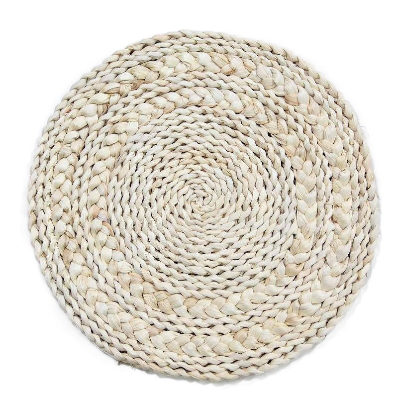 A Japanese-style home natural corn husk handmade straw plus thermal insulation tea mat table mat heat-resistant casserole mat plate cup placemat