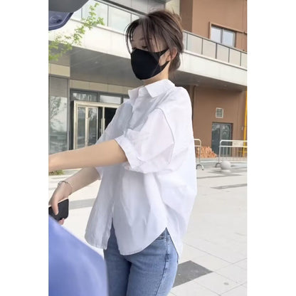 A medium-sleeved thin white shirt women's sunscreen 2024 summer new loose and thin shirt casual shirt