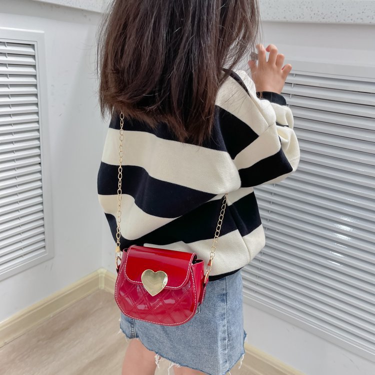 Six-color peach heart lock shoulder bag, soft bread cover, stitched saddle bag, crossbody shoulder, PU leather women's bag, bag 0.11kg