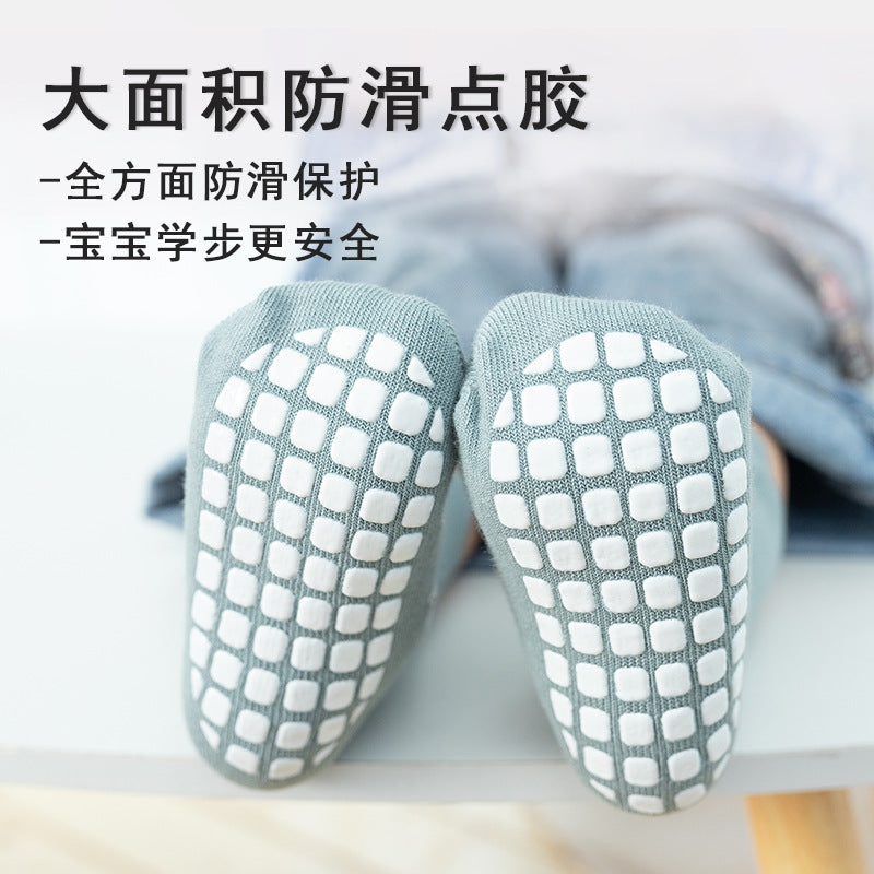 Baby shoes and socks,COTTON  Minimum purchase of 3 items.