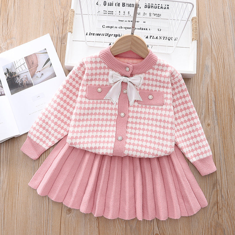 A Korean version of 4-year-old girl's small fragrant sweater cardigan set skirt 5-year-old female treasure foreign style knitted round neck jacket short skirt