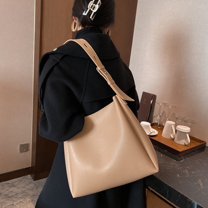 A Two piece Set Mother Bag Women's Bag Fashion 2024 Spring New Soft Leather One Shoulder Women's Bag Large Capacity Handbag Women's Bag