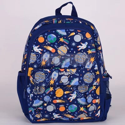 A Australian backpack smiggle for elementary school students, medium size backpack with reduced weight and ultra light backpack