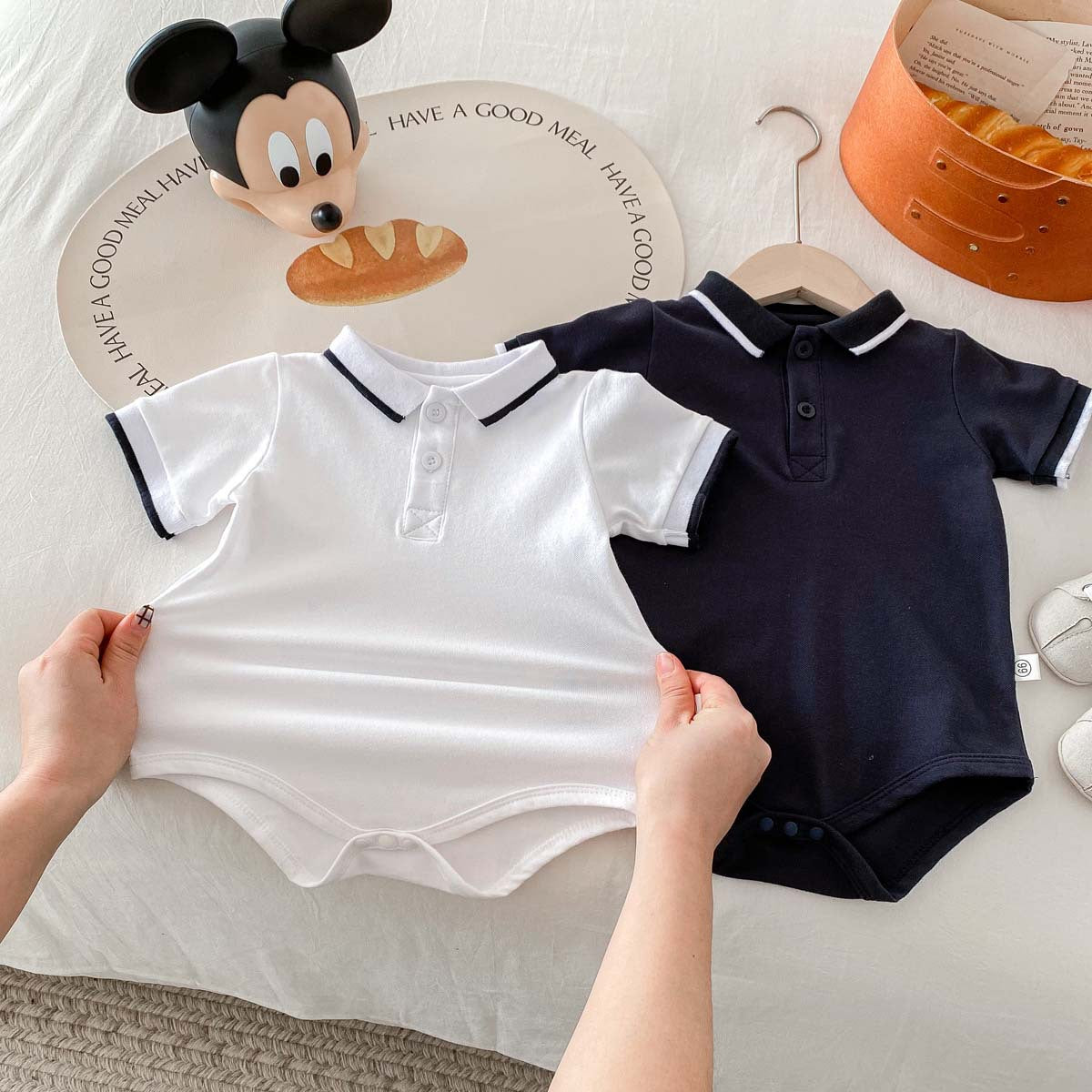 A boy&#039;s clothes summer short-sleeved Polo shirt bag fart ha clothes baby jumpsuit baby lapel one-year-old cotton climbing suit