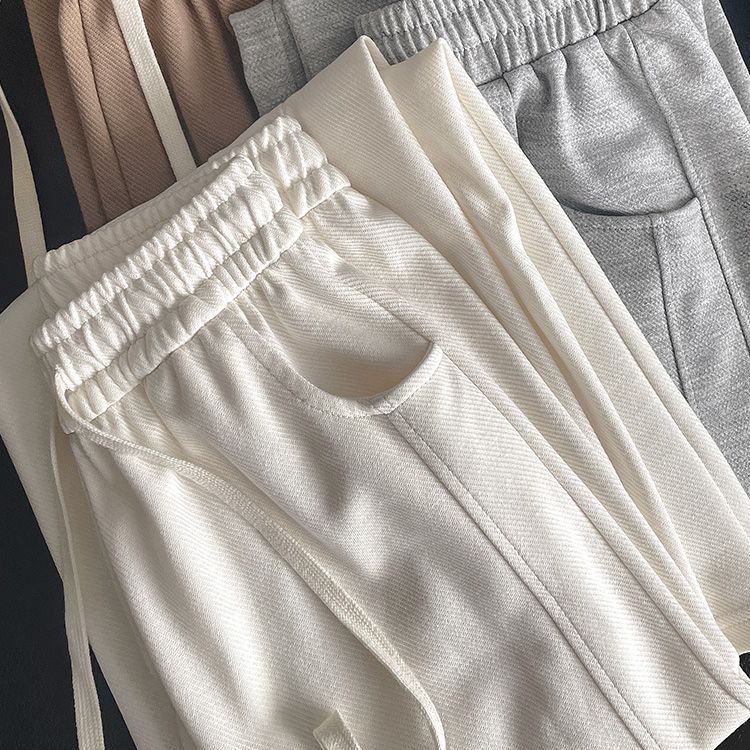 A white wide-leg pants women's summer 2024 new small vertical straight casual narrow version high-waisted sports banana pants