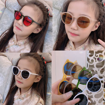 A manufacturer's best-selling new children's sunglasses, classic oval style, boys and girls' sunglasses, trendy and UV resistant sunshades