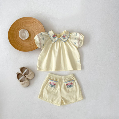 A 2024 Summer New 0-3-year-old Girl Flower Embroidered Polo Neck Short sleeved Top+Thin Shorts 2-piece Set