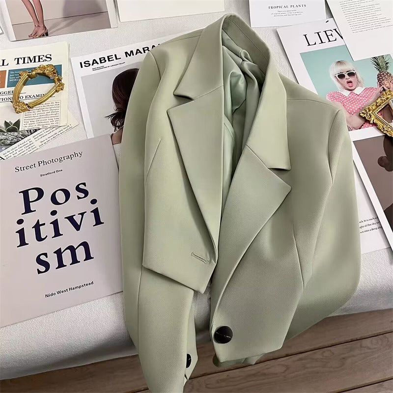 Chaqueta de traje corta para mujer, de estatura pequeña, temporada verde jade de primavera y otoño de 2024, nuevo traje pequeño versátil para estudiantes para mujeres de moda 