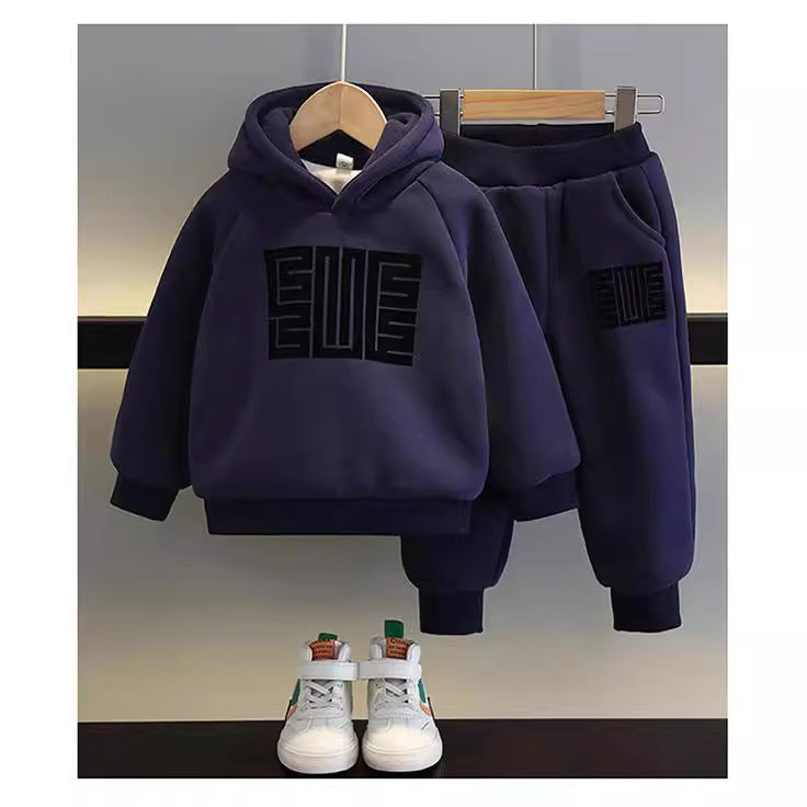 A children's new autumn and winter velvet hooded sweater beautiful suit foreign style baby children's winter clothing handsome fried street