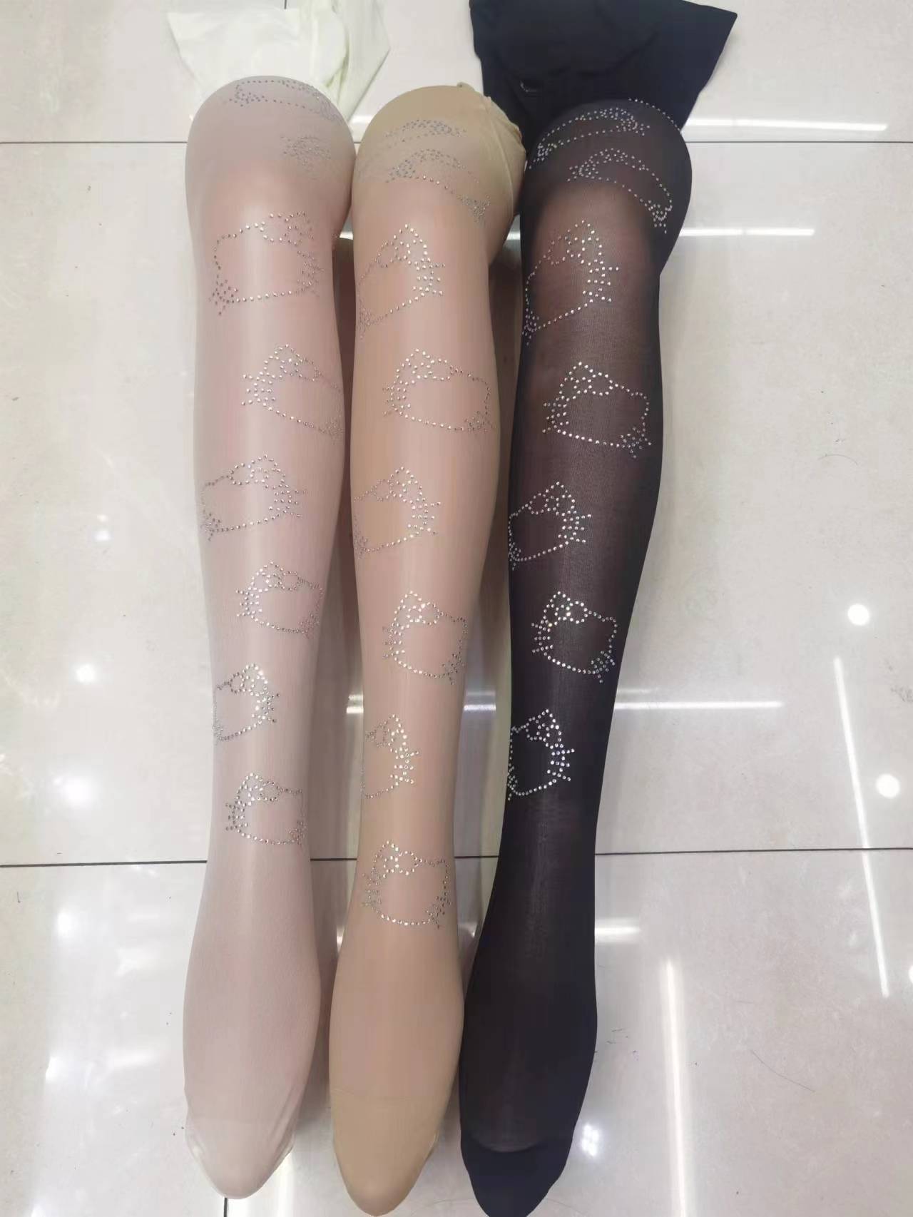 New product recommendation: hot diamond stockings, mesh with diamond black pantyhose, romantic women's diamond diamond diamond thin velvet, can be cut freely