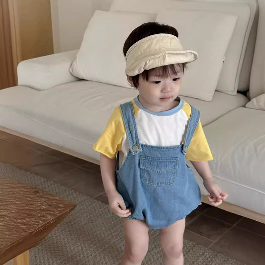 A children's summer clothing, baby short sleeved set, Korean version children's clothing, baby summer T-shirt, denim shoulder strap, shorts set