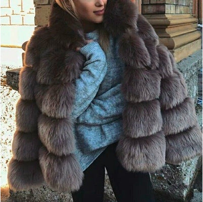 A Amazon lady autumn and winter thickened warm fluffy jacket long sleeve hat imitation rabbit fur jacket