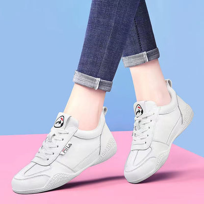 Foreign trade small white shoes, women's shoes with leather surface, sports and leisure flat soles, Korean version, fashionable soft soles, lightweight single shoes, and sports shoes for distribution