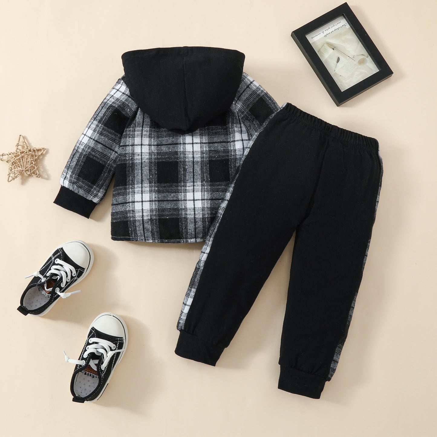 Toddler boy classic plaid hooded long-sleeved shirt color matching trousers suit European and American baby spring and autumn two-piece suit 0.2kg