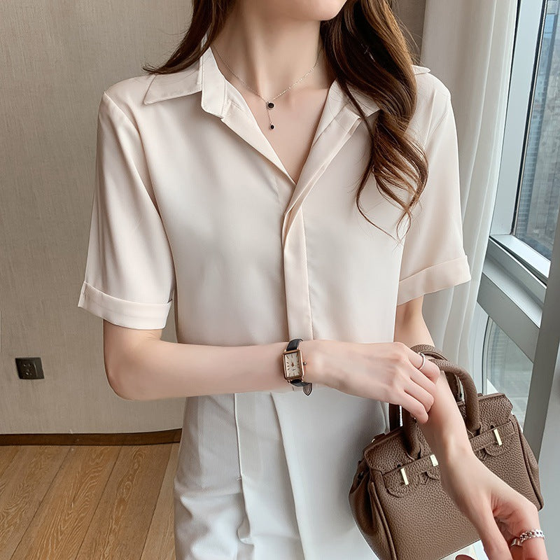 A short-sleeved semi-open neck chiffon shirt women's 2024 Korean version shirt design sense niche loose large size casual top summer