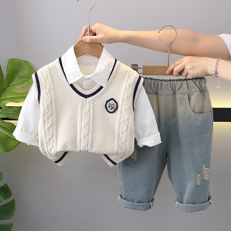 A new boys college style vest casual bottom shirt fashion printed trousers three-piece set source manufacturer wholesale