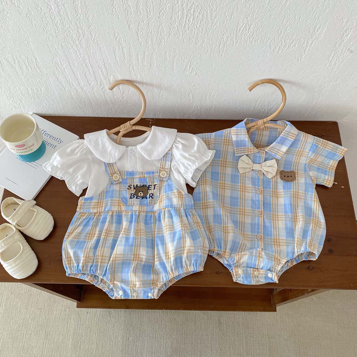 A 2024 Baby Boys Sweetheart Summer Baby Clothing Cute Little Bear Checkered Short Sleeves One Piece Pack Fart Sweetheart Siblings