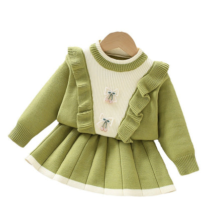 A Girls sweater set  autumn and winter new sweet wood ear ear knitted long -sleeved sleeve two -piece tide