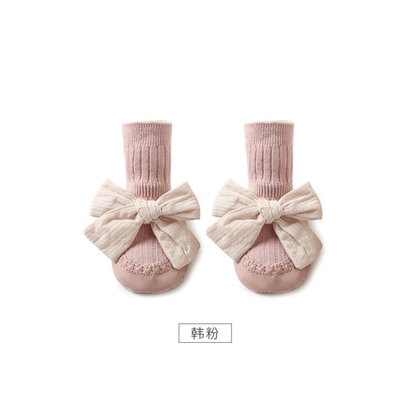 A autumn baby leather sole floor shoes and socks baby socks medium tube anti-drop Korean version bow princess socks toddler socks shoes