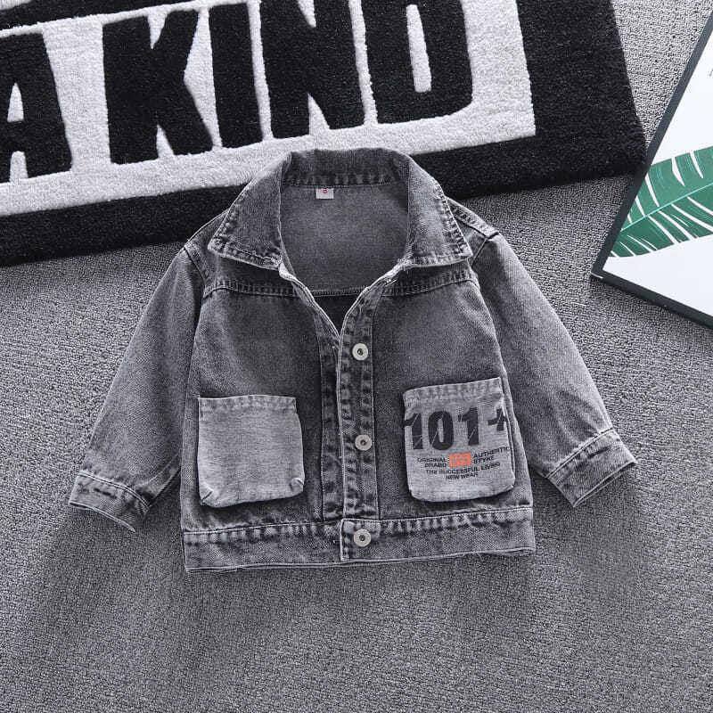 Children&#039;s clothing and children&#039;s jackets spring and autumn boys&#039; jeans new children&#039;s cartoon baby jacket tide 0.3KG