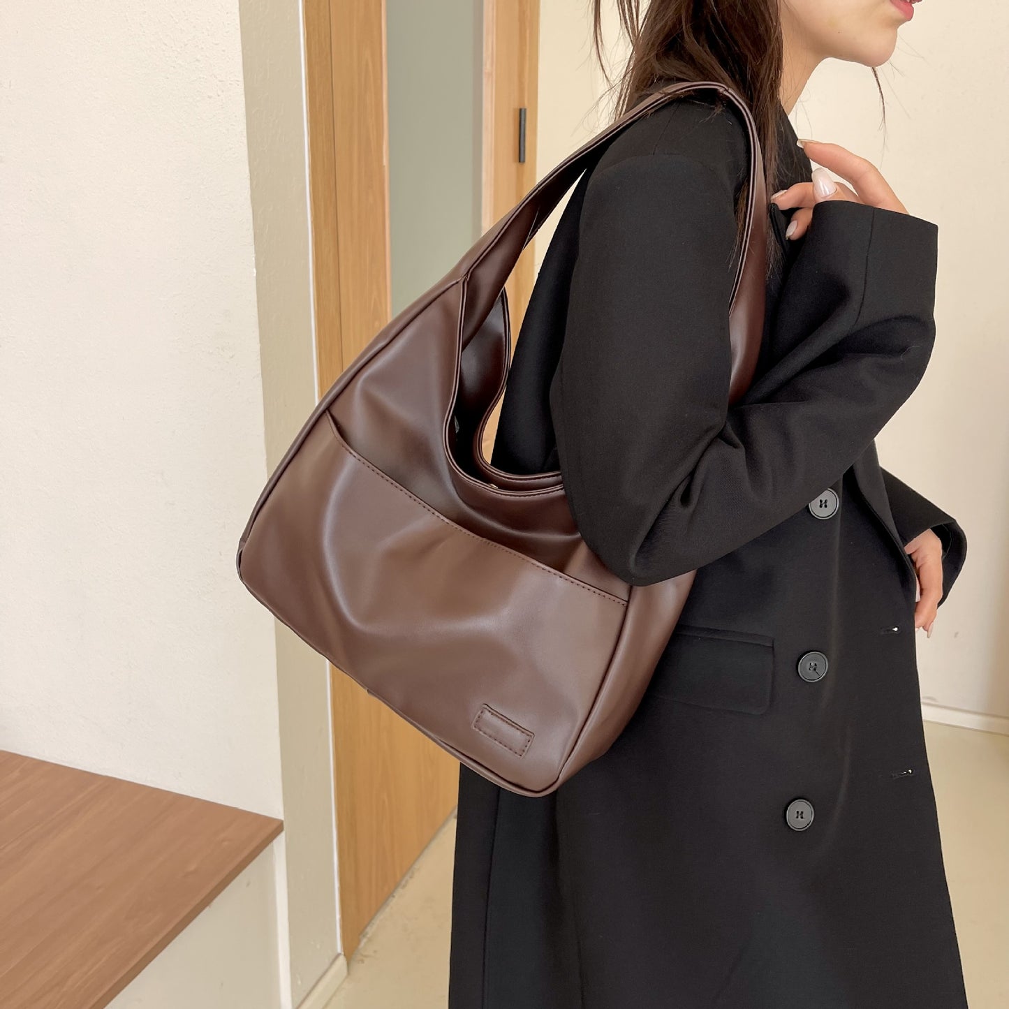 A bag2024 new women's bag tote bag Shiling bag large capacity shoulder bag wholesale casual shoulder bag