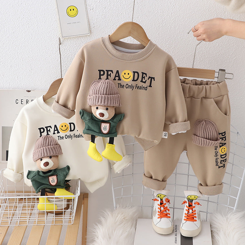 A boys' suit spring clothes new children's spring and autumn sweater cartoon three-dimensional bear boy foreign style two-piece set