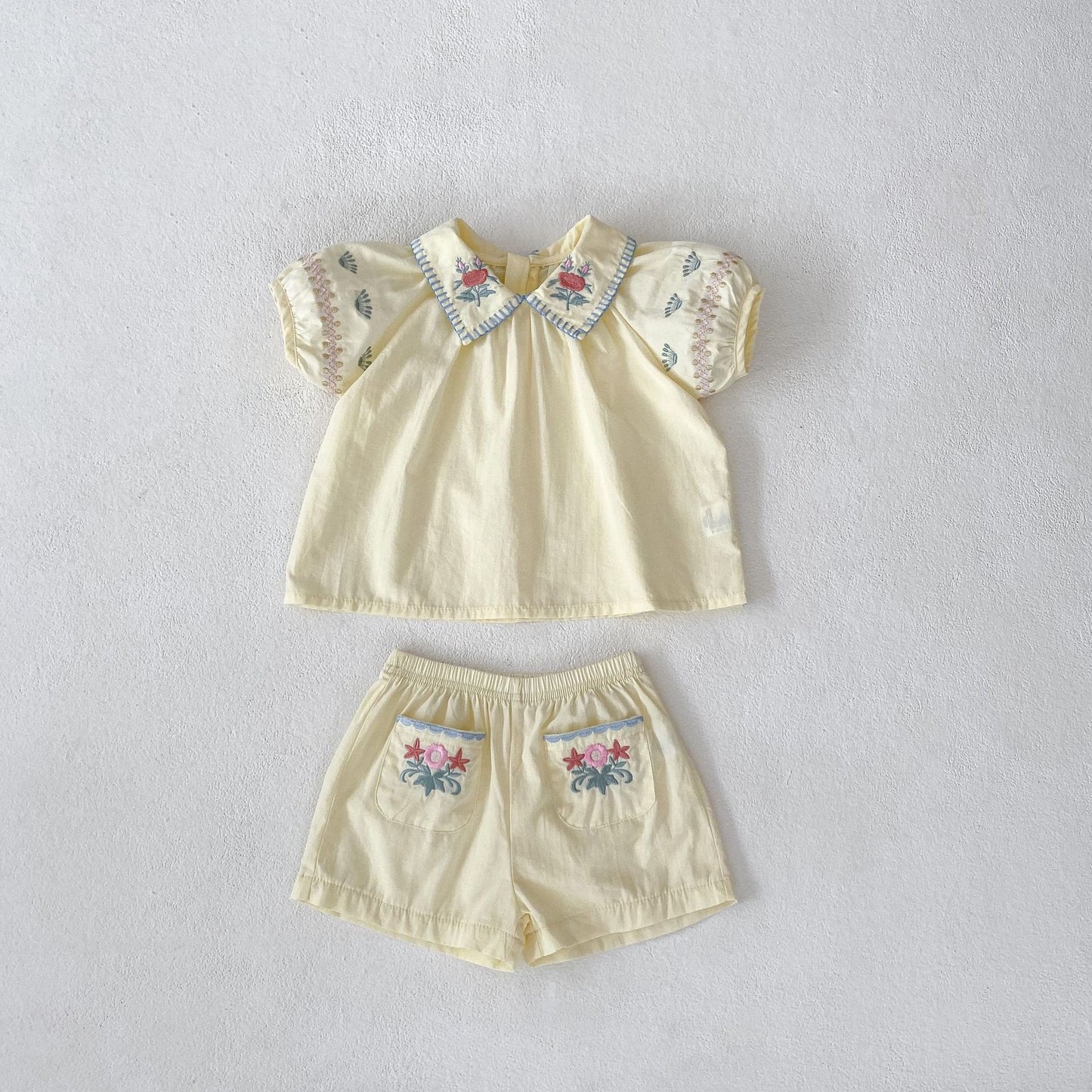 A 2024 Summer New 0-3-year-old Girl Flower Embroidered Polo Neck Short sleeved Top+Thin Shorts 2-piece Set